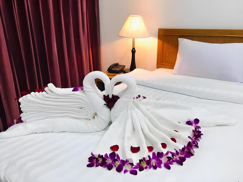 The Rich Hotel Nonthaburi Exterior photo
